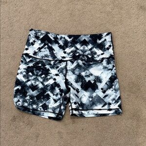 Women's Geometric Black and White Shorts